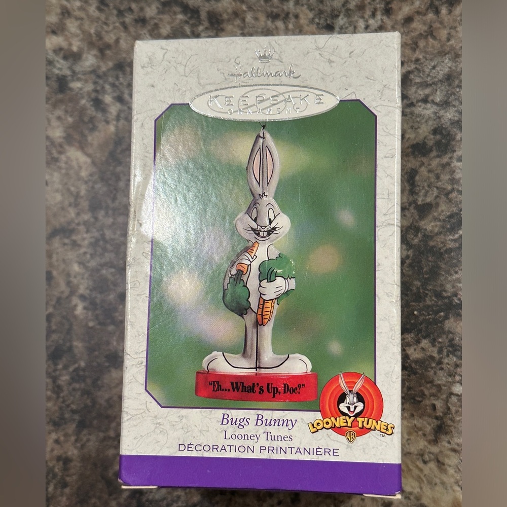 Hallmark Keepsake Bugs Bunny ornament